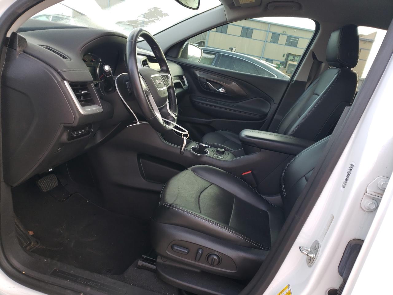 2022 GMC Terrain - Image 7