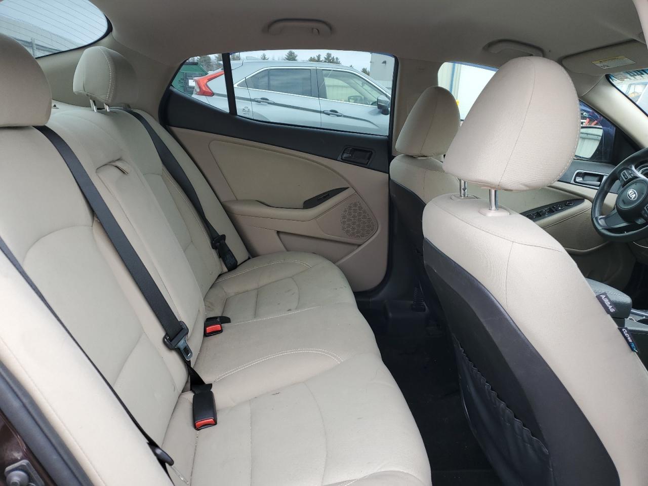 2015 Kia Optima - Image 10