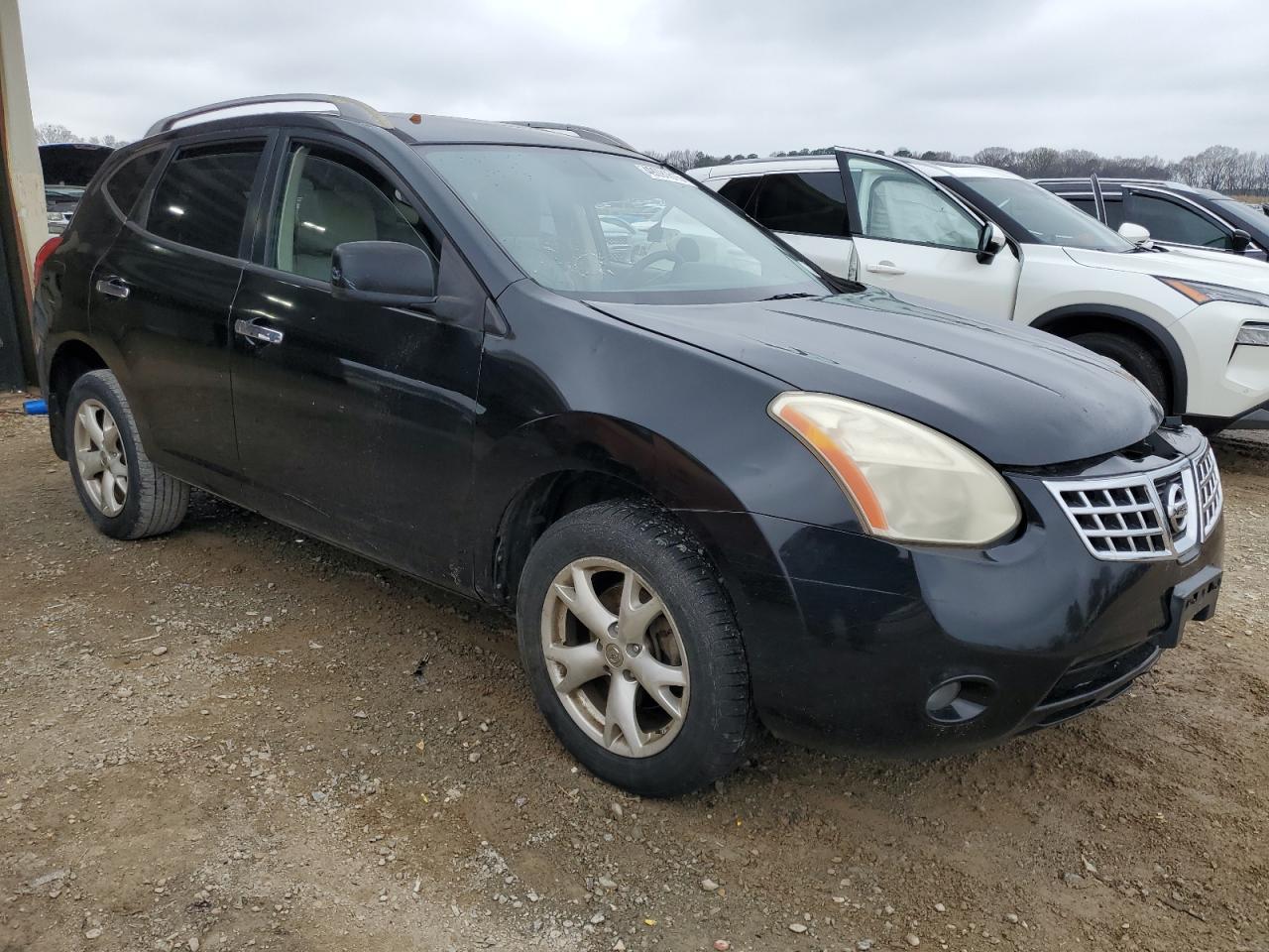 2010 Nissan Rogue - Image 4