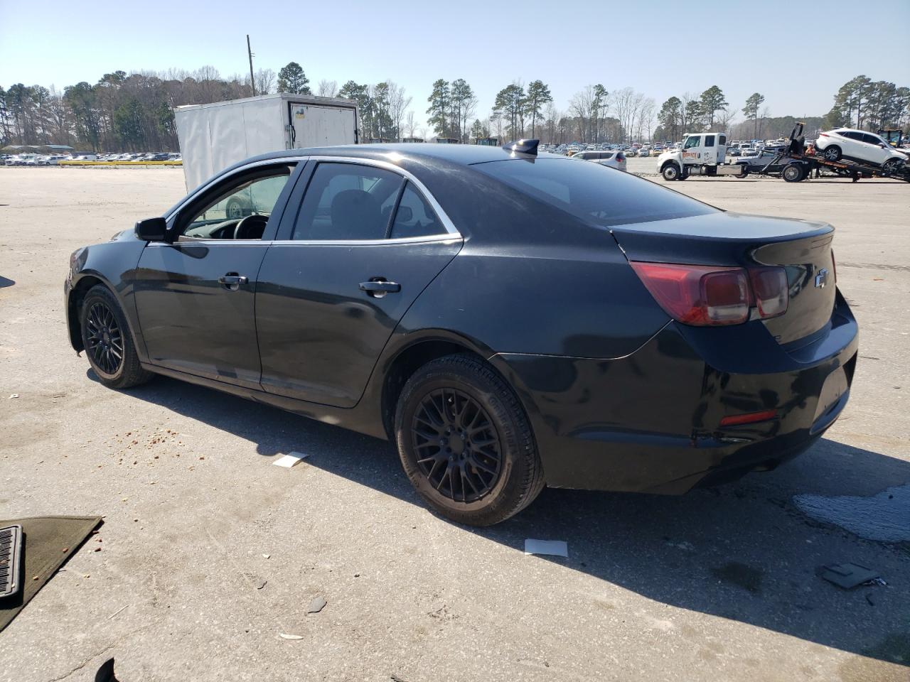 2016 Chevrolet Malibu - Image 2