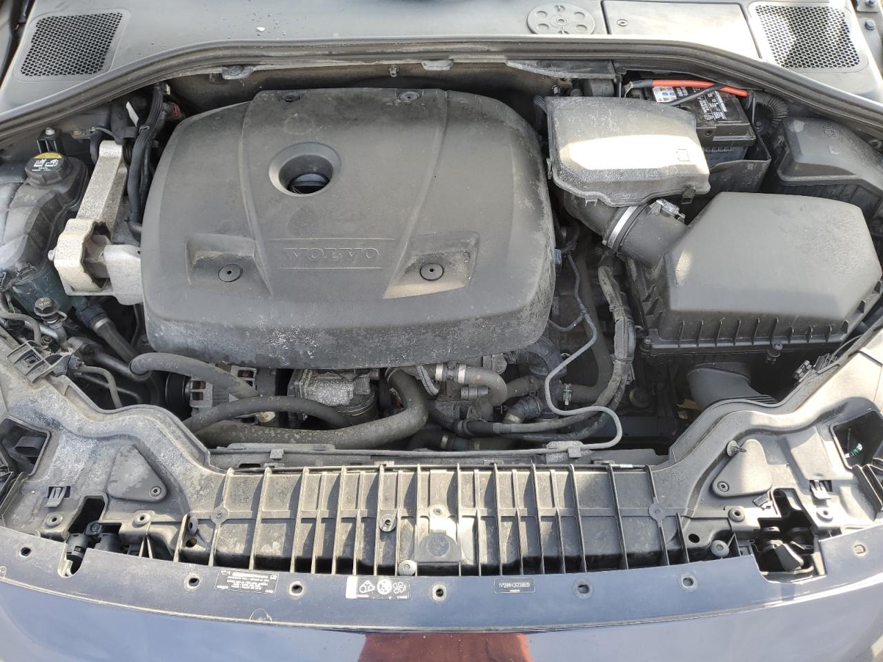 2016 Volvo S60 - Image 12