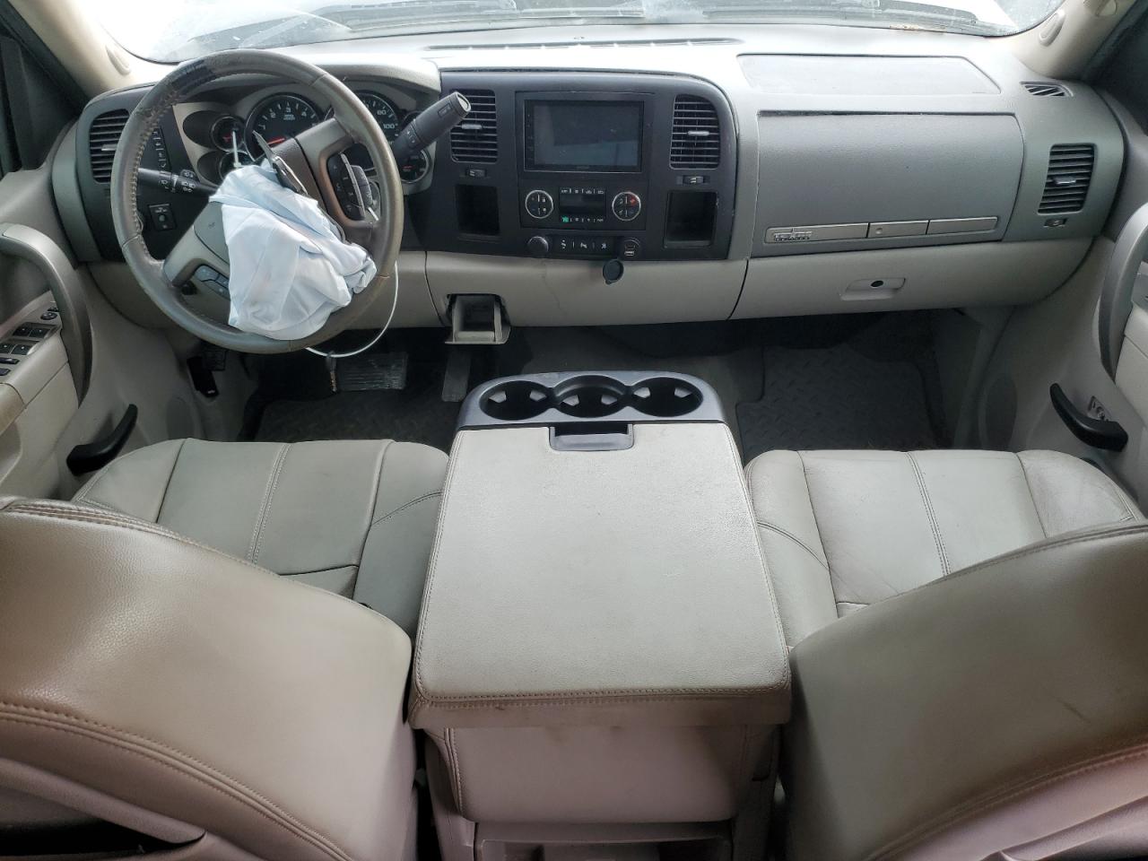 2011 GMC Sierra - Image 8