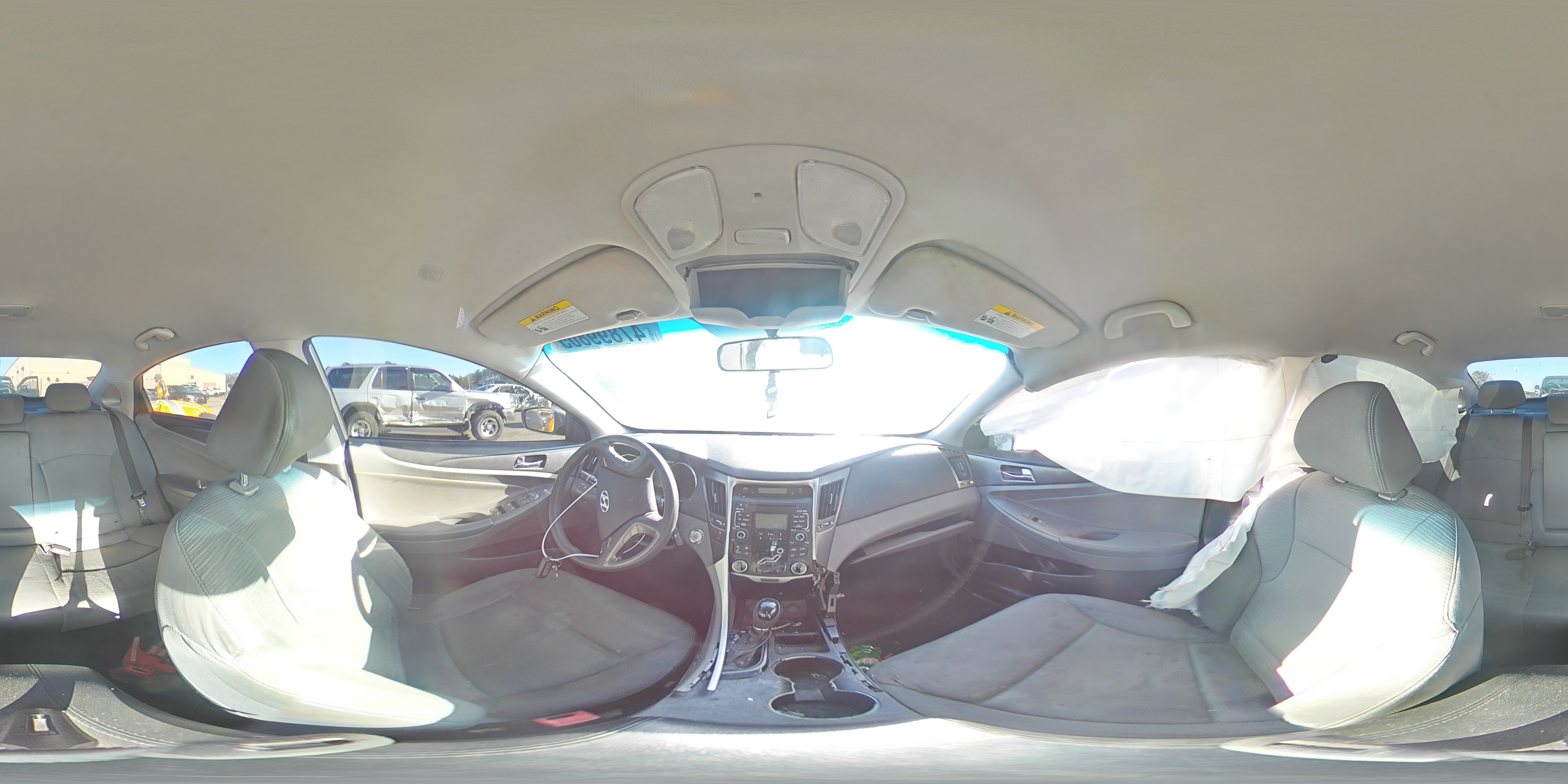 2011 Hyundai Sonata - Image 13