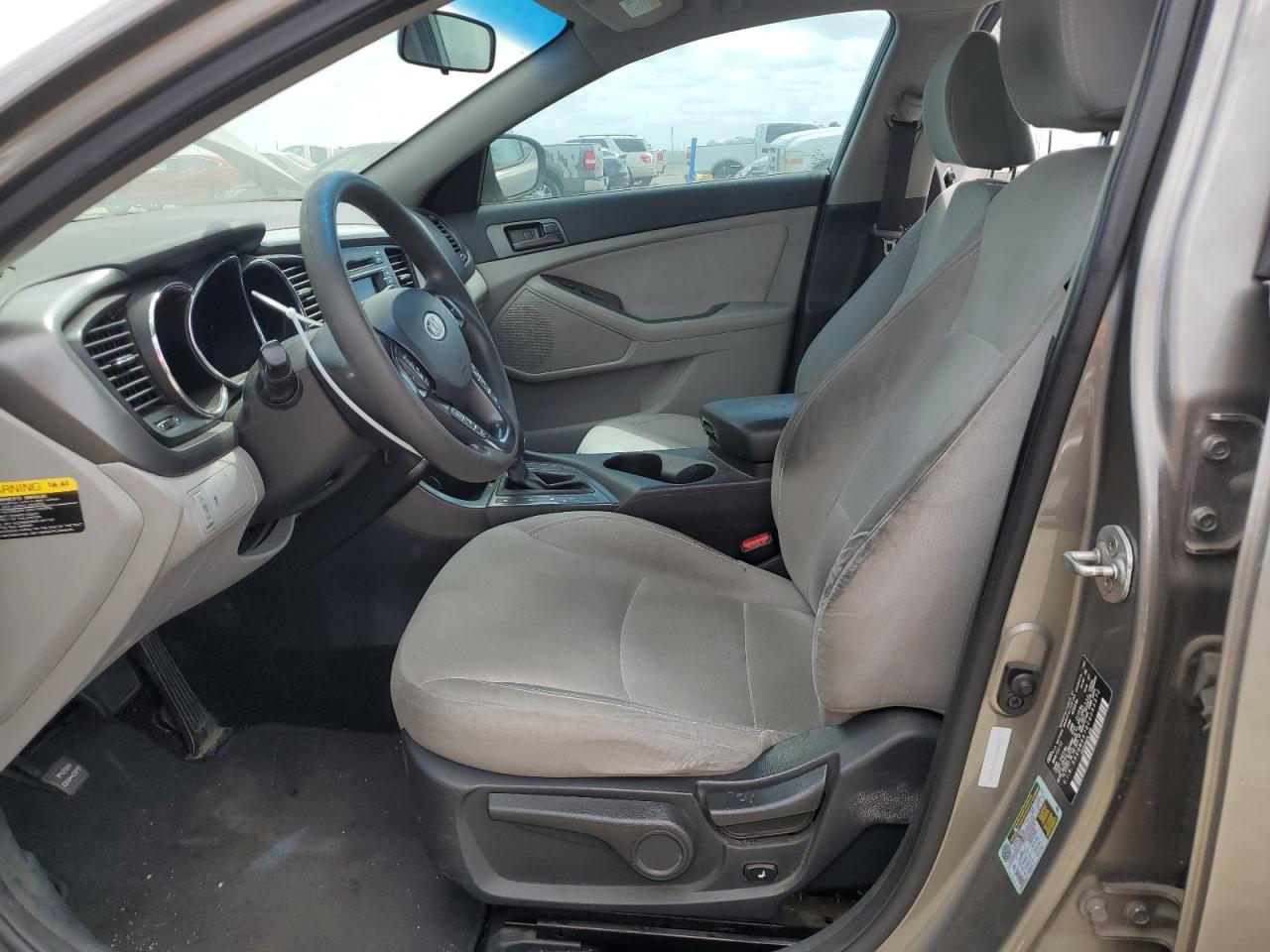 2012 Kia Optima - Image 7