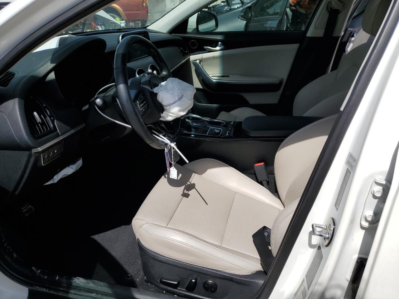 2019 Kia Stinger - Image 7