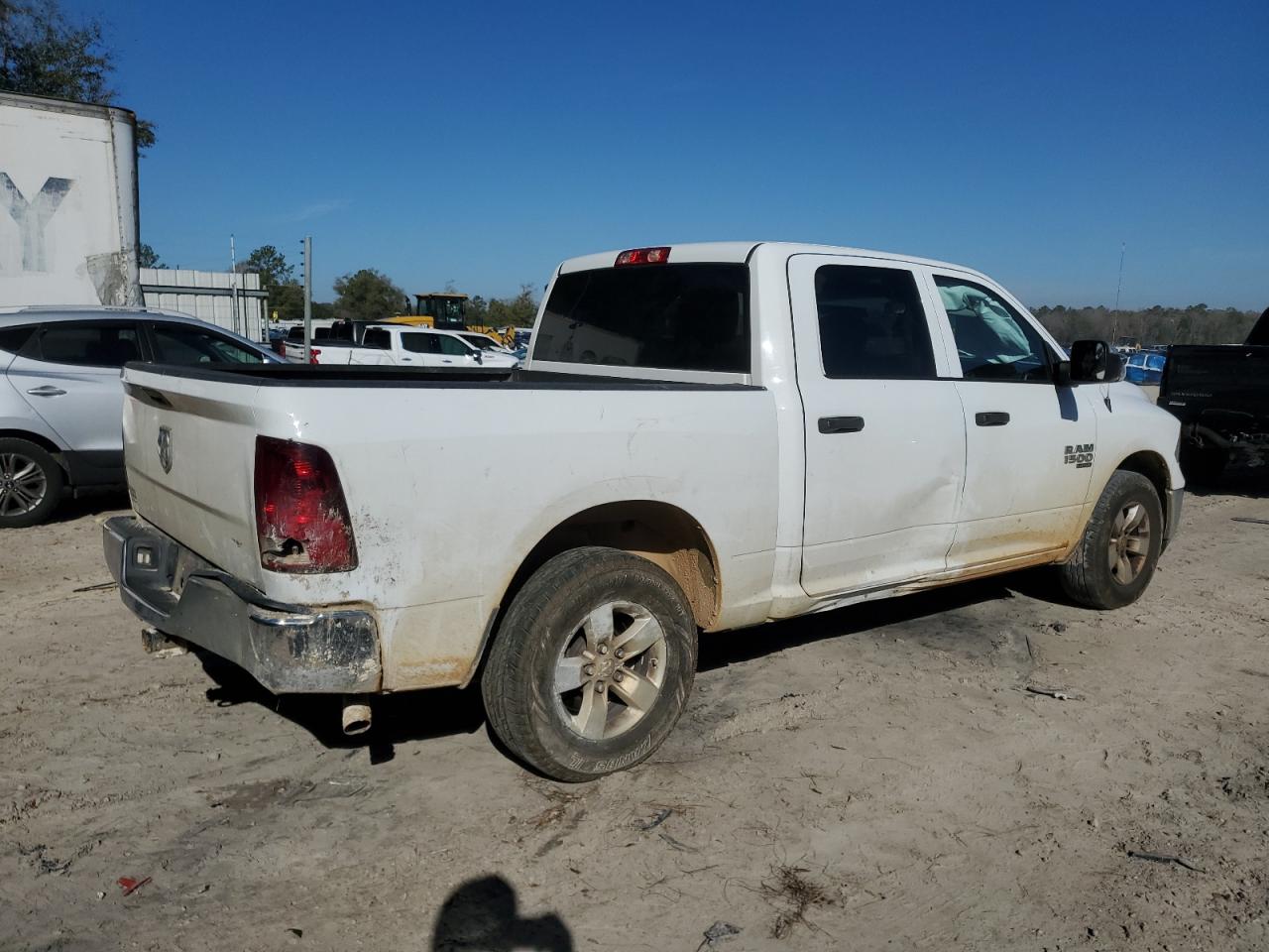 2021 RAM 1500 - Image 3
