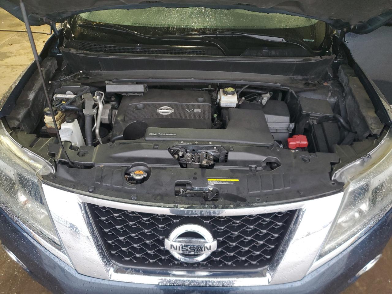 2014 Nissan Pathfinder - Image 12
