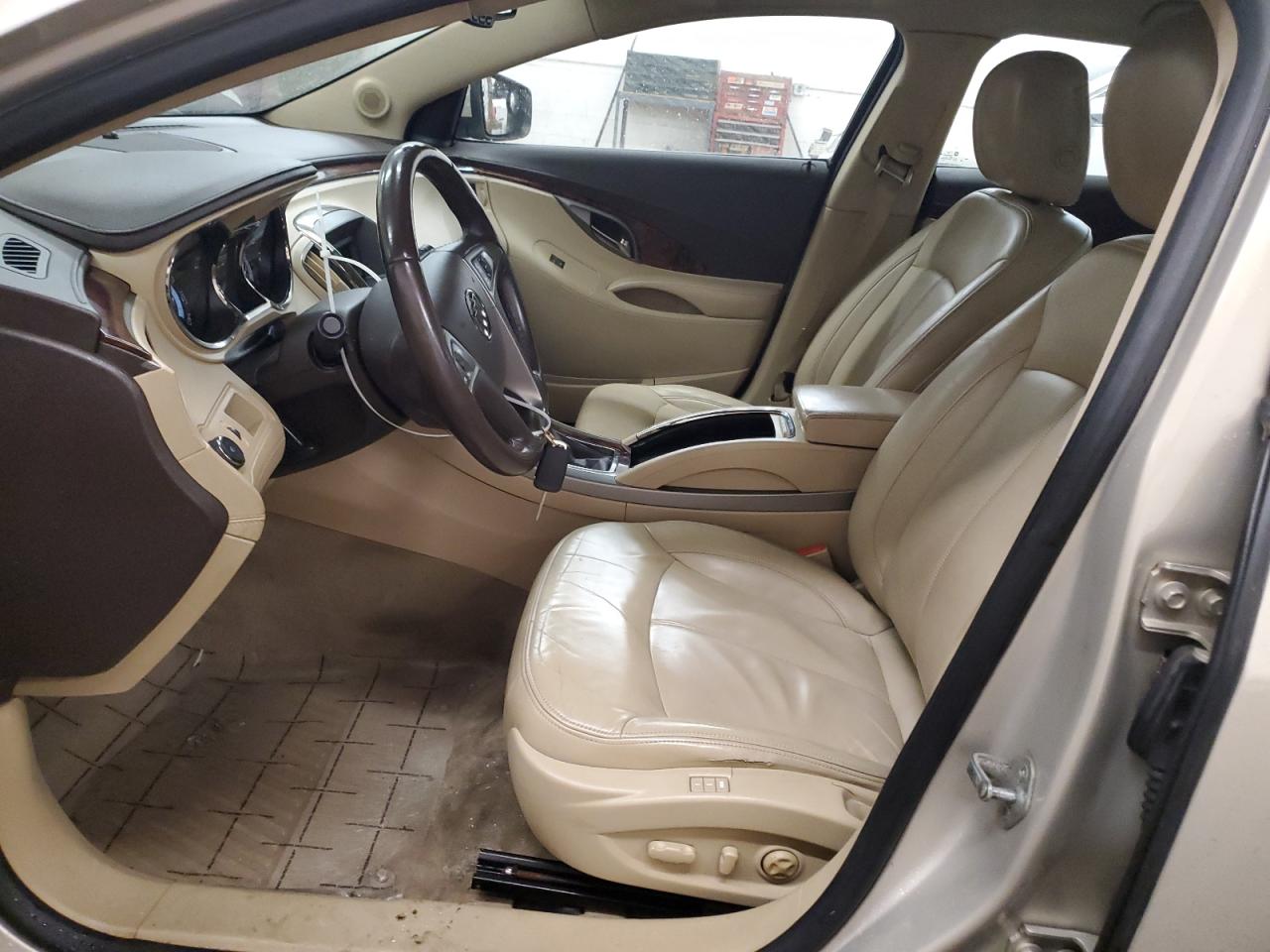 2011 Buick LaCrosse - Image 7