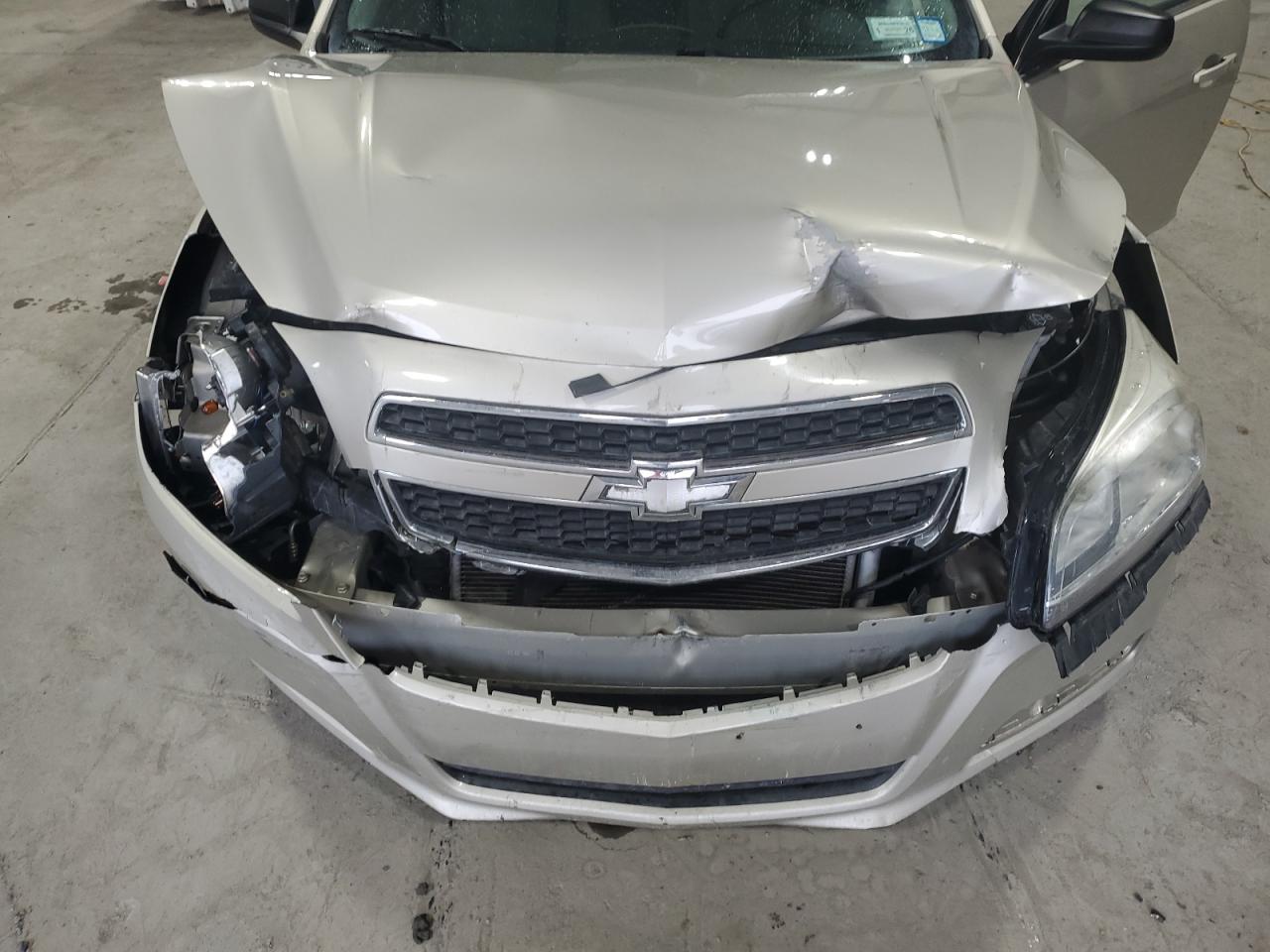 2013 Chevrolet Malibu - Image 11