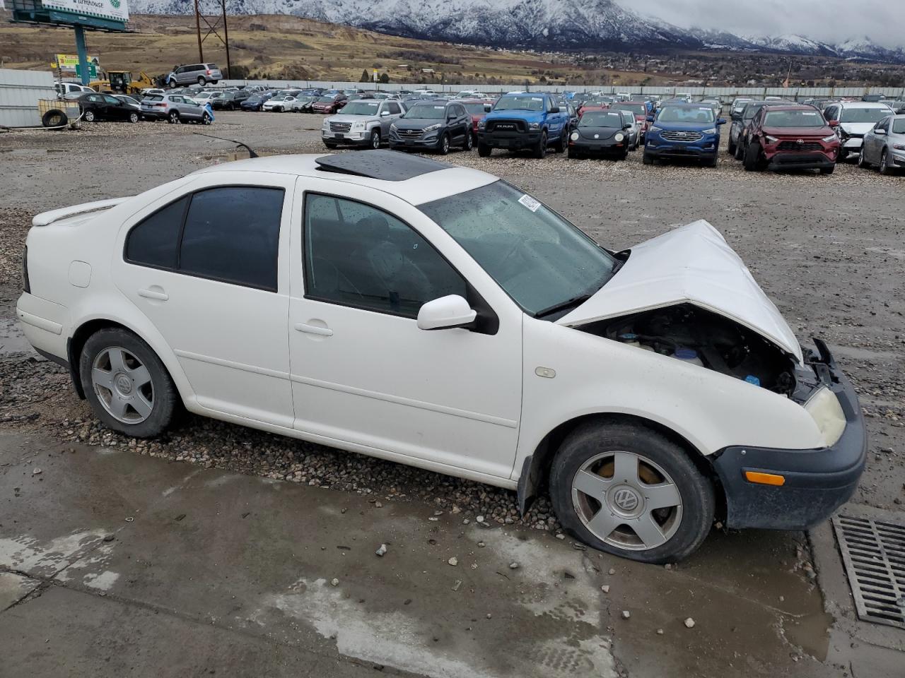 2000 Volkswagen Jetta - Image 4