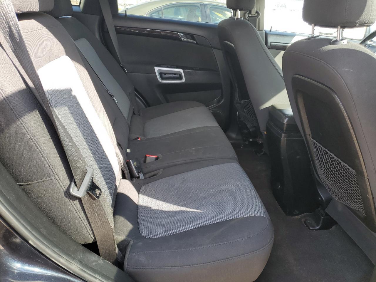 2015 Chevrolet Captiva - Image 11