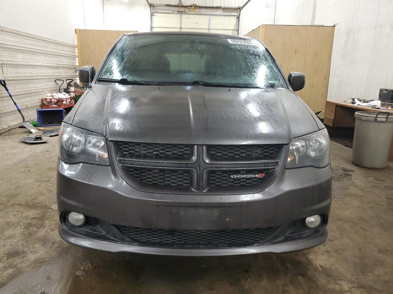 2016 Dodge Caravan - Image 5