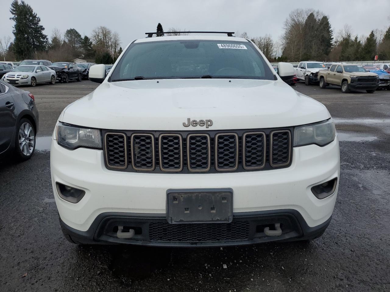 2016 Jeep Grand Cherokee - Image 5