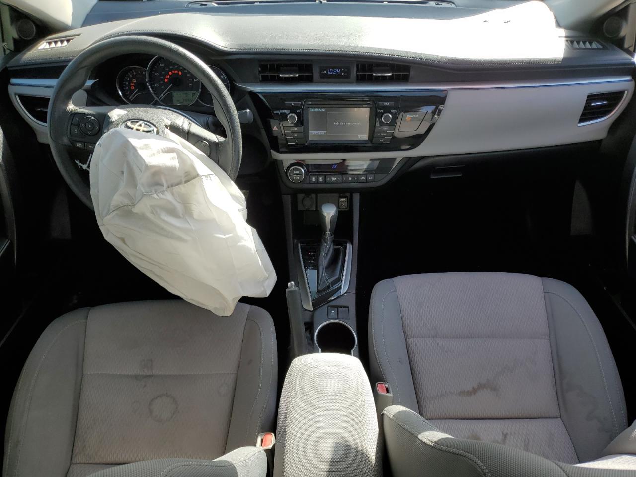 2015 Toyota Corolla L VIN: 5YFBURHE0FP297125 Lot: 49700545