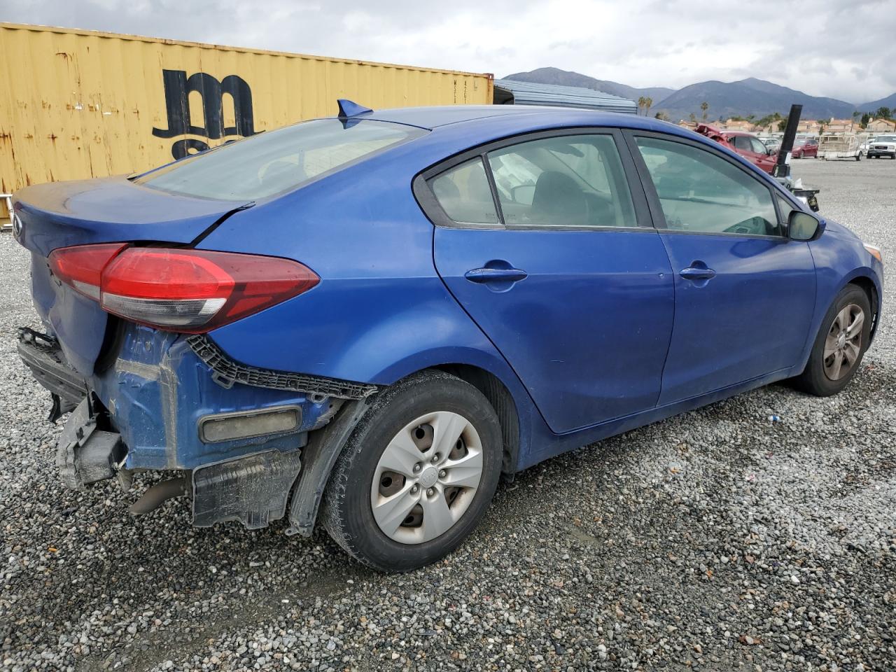2017 Kia Forte - Image 3
