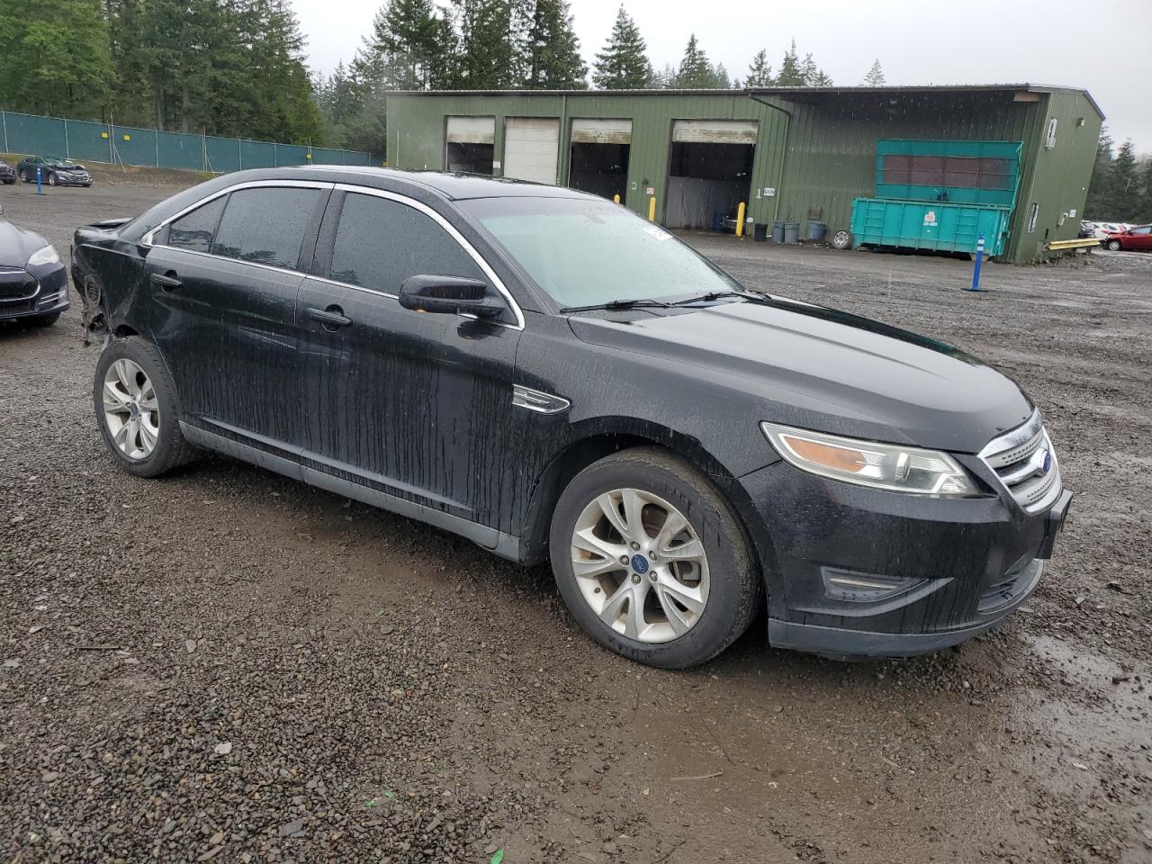 2011 Ford Taurus - Image 4