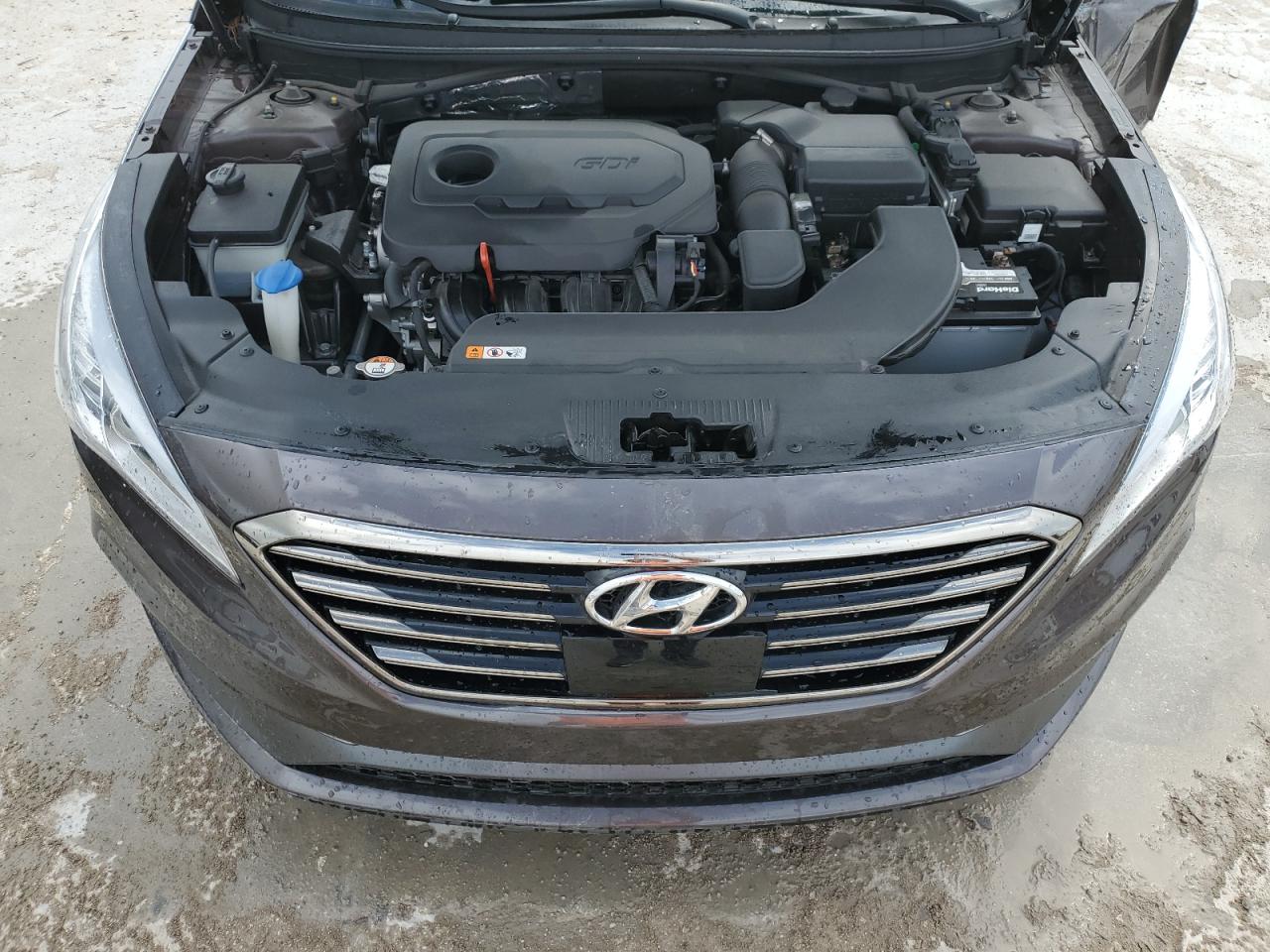 2016 Hyundai Sonata - Image 11
