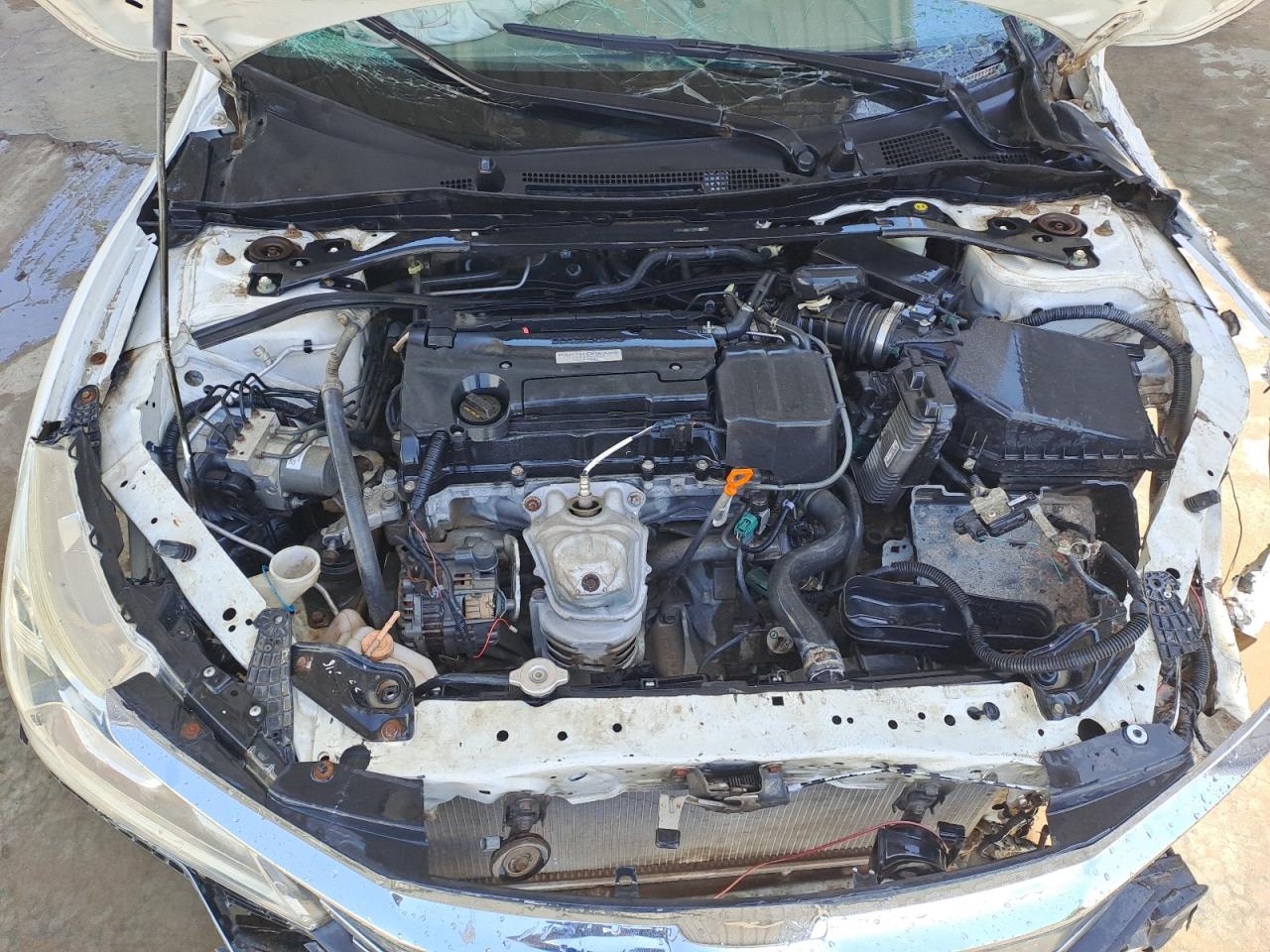 1HGCR2F0XGA804737 - 2016 Honda Accord - #undefined