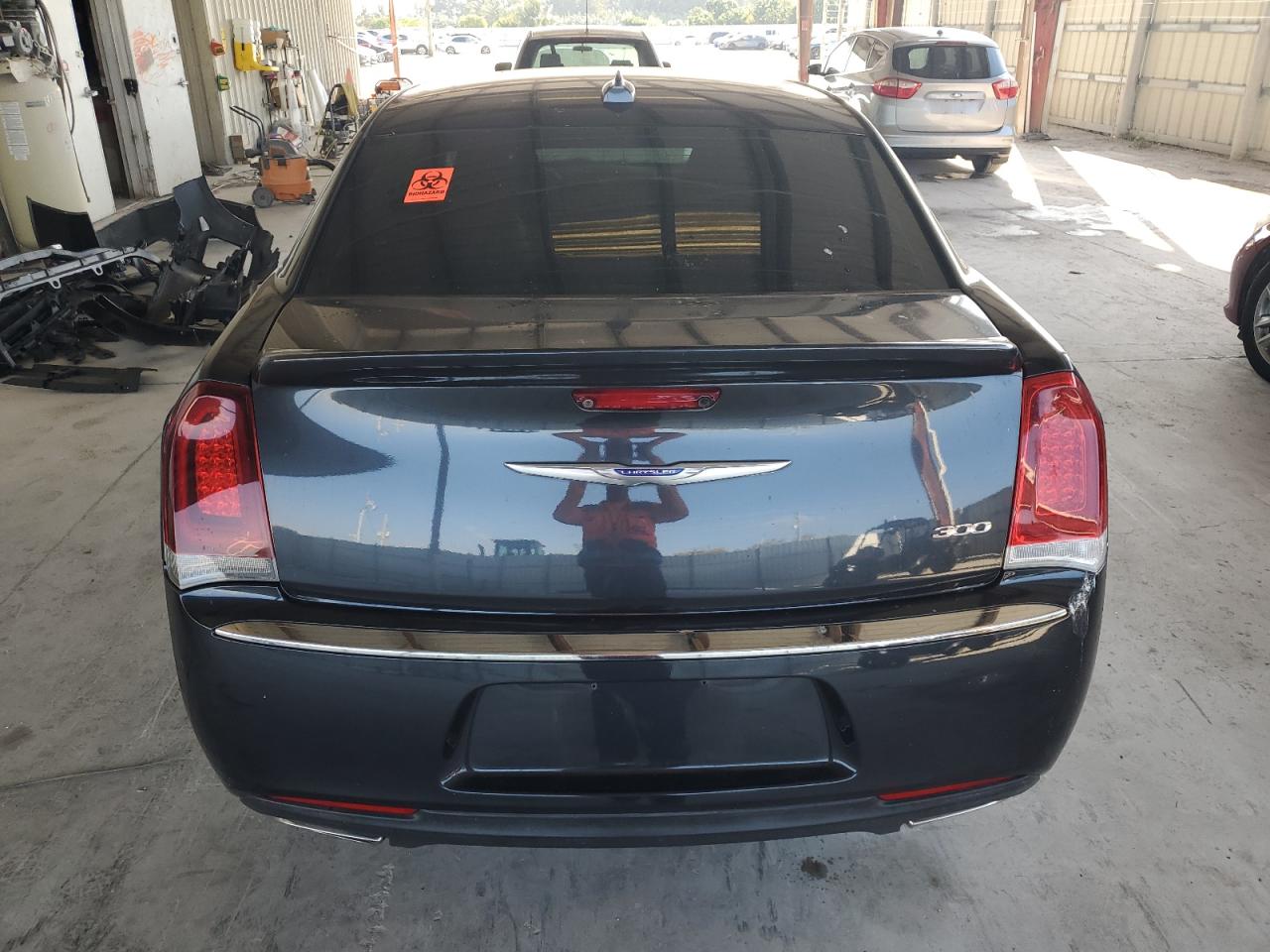 2019 Chrysler 300 - Image 6