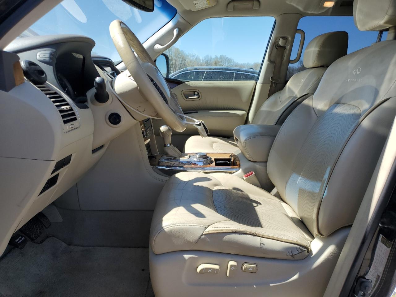 2014 Infiniti QX80 - Image 7