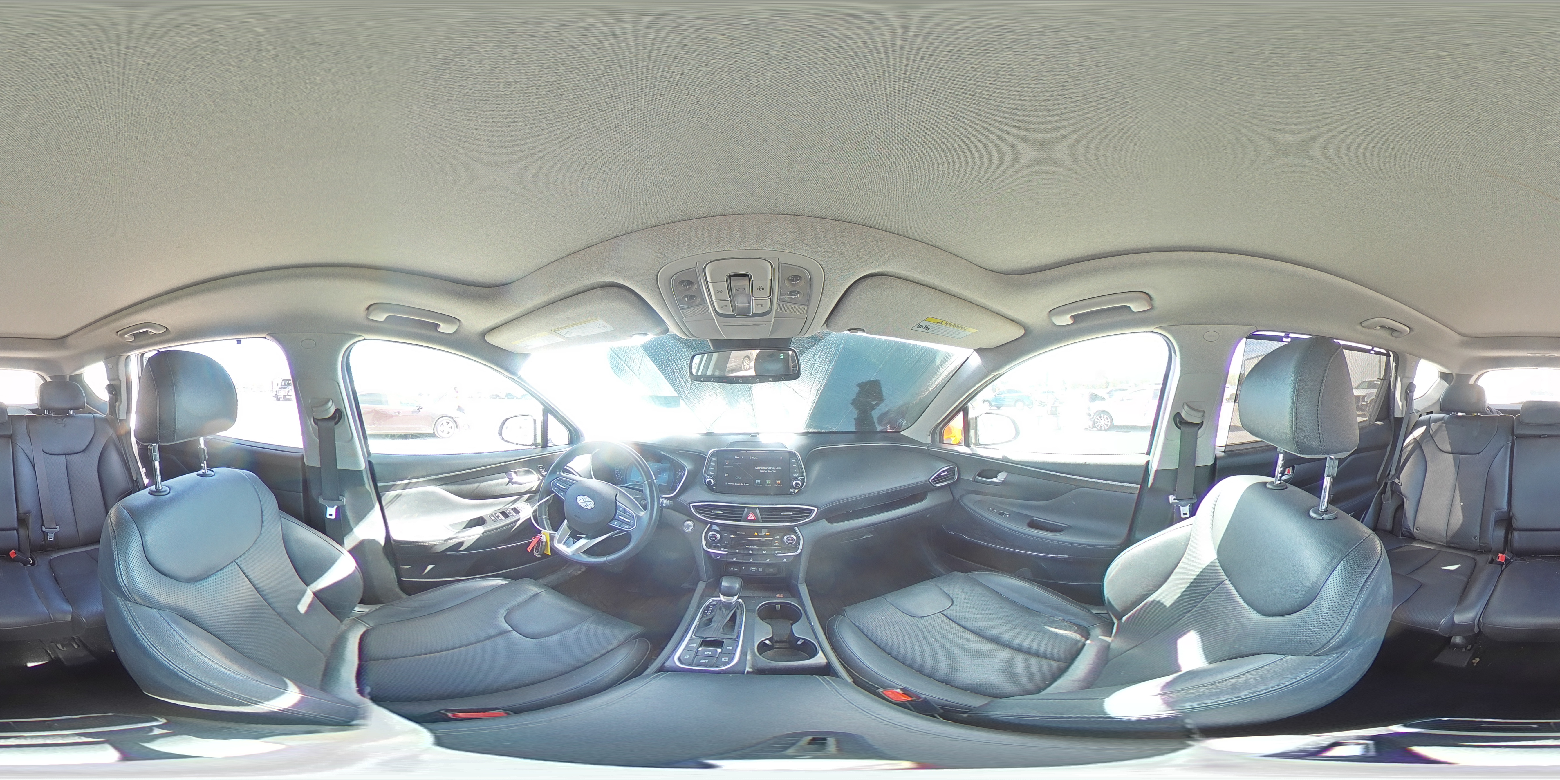 2020 Hyundai Santa Fe - Image 16