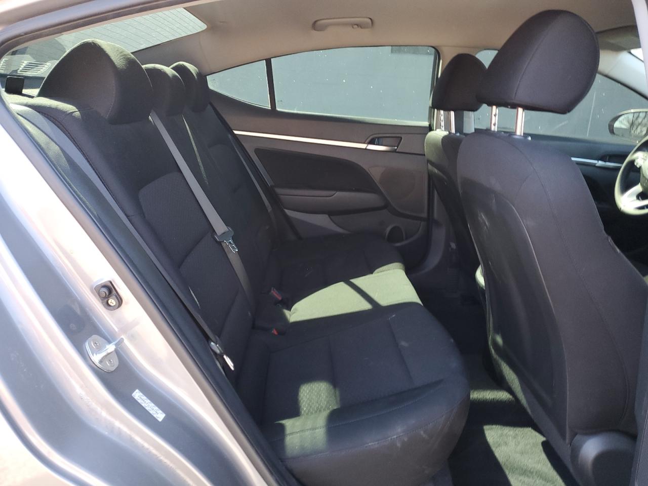 2020 Hyundai Elantra - Image 10