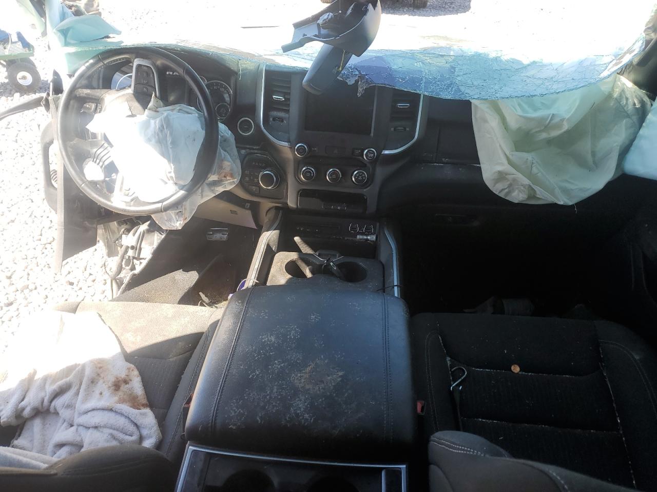 2019 RAM 1500 - Image 8