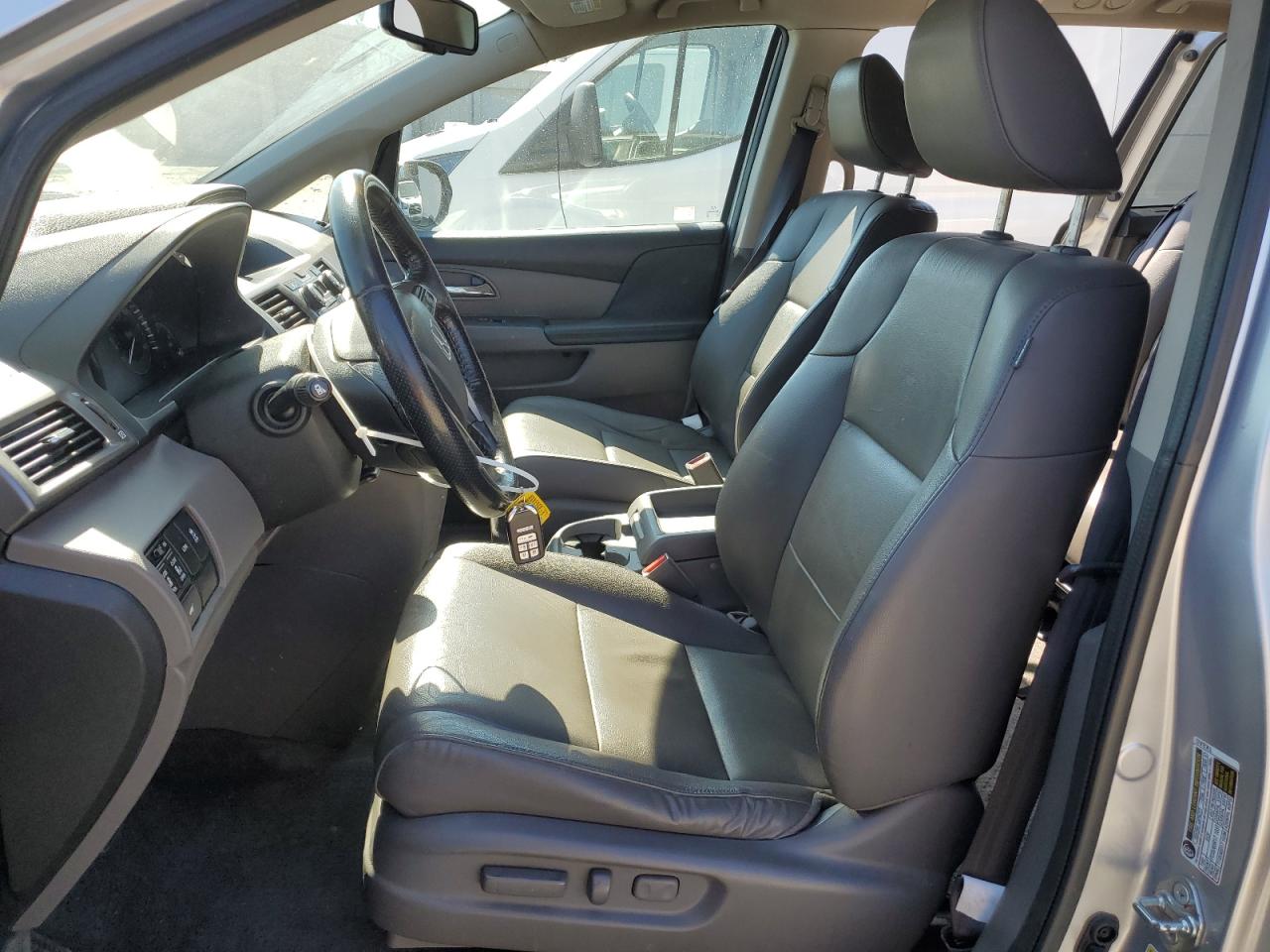 2015 Honda Odyssey - Image 7