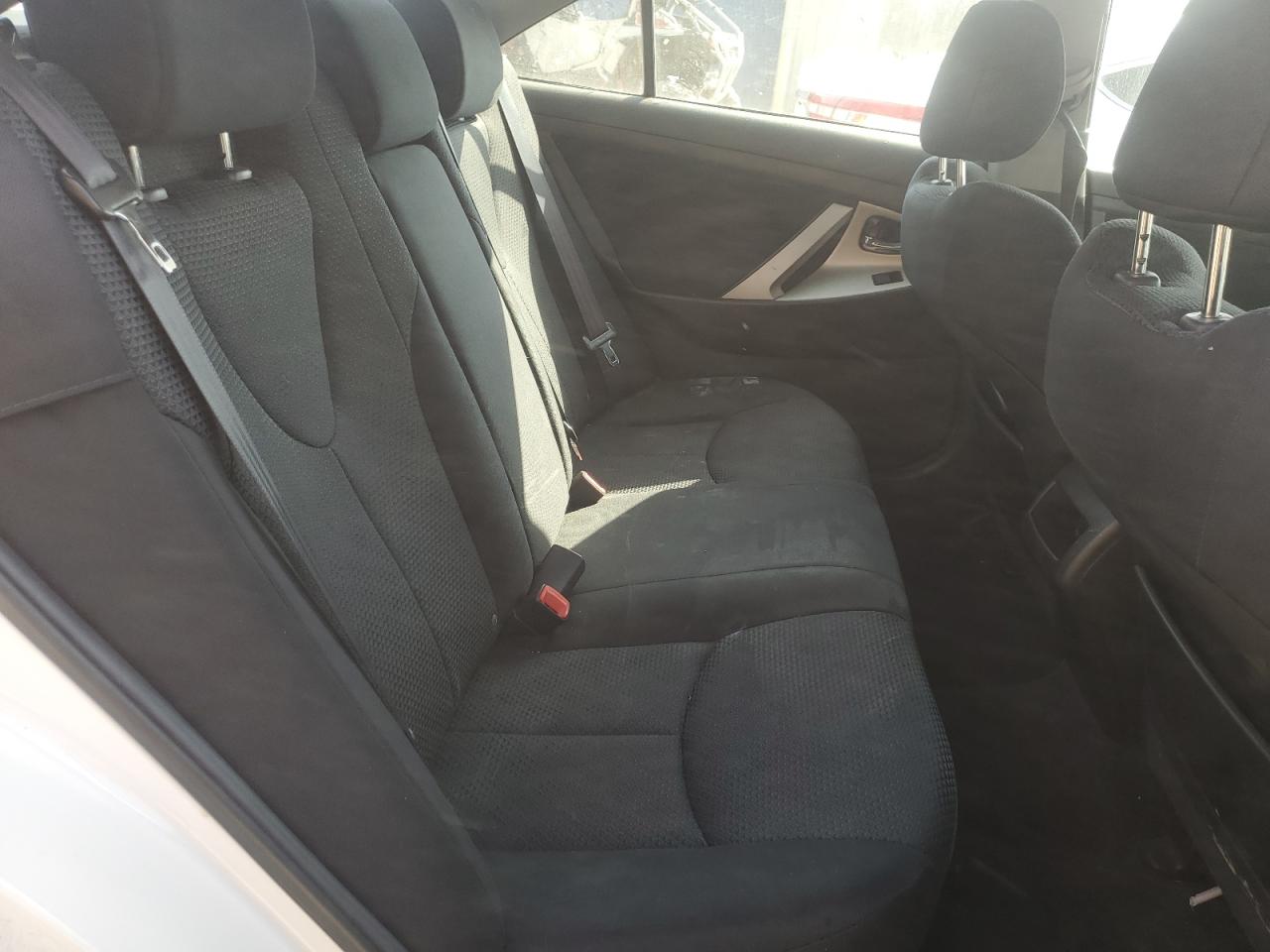 2009 Toyota Camry - Image 10