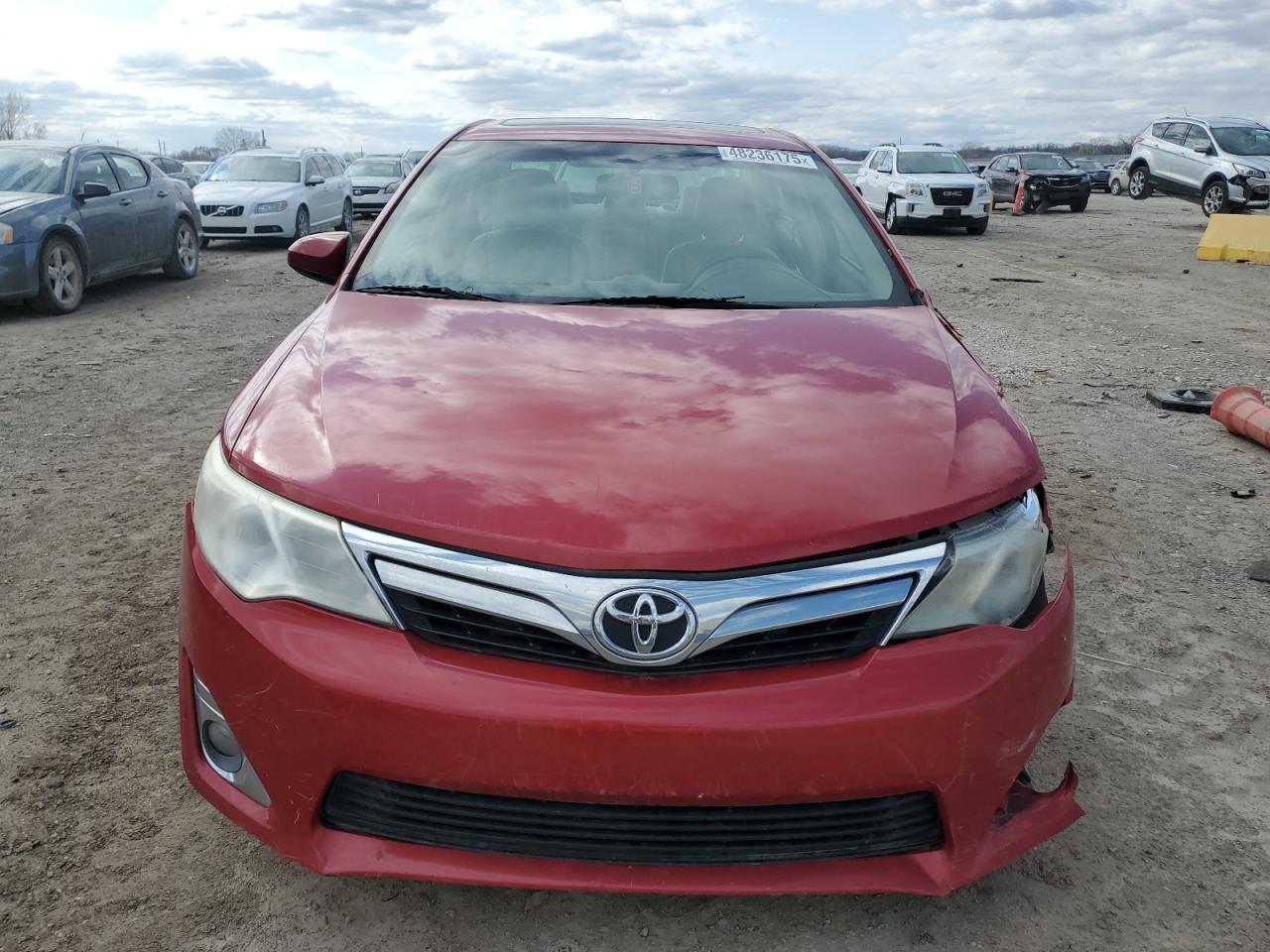 2014 Toyota Camry - Image 5