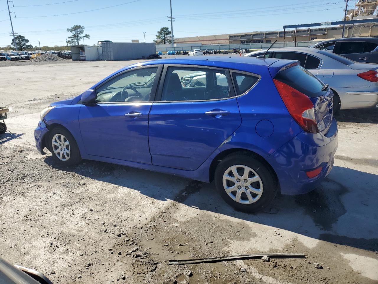 2014 Hyundai Accent - Image 2