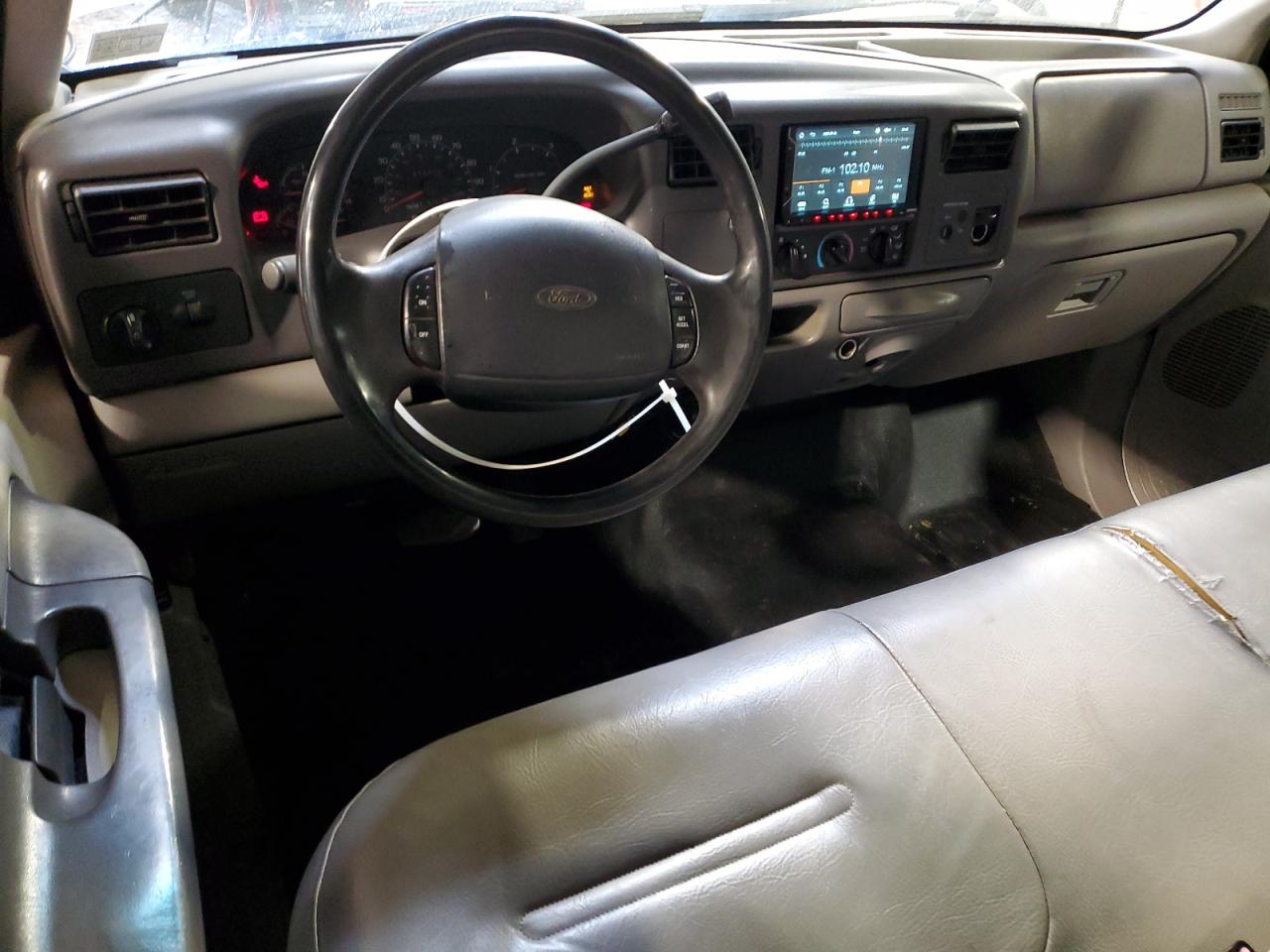 2000 Ford F250 - Image 8