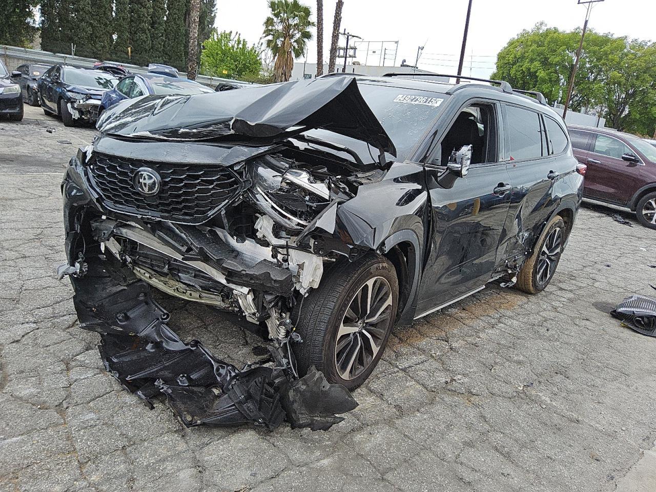 2021 Toyota Highlander Xse for Sale in Van Nuys, CA - Front End