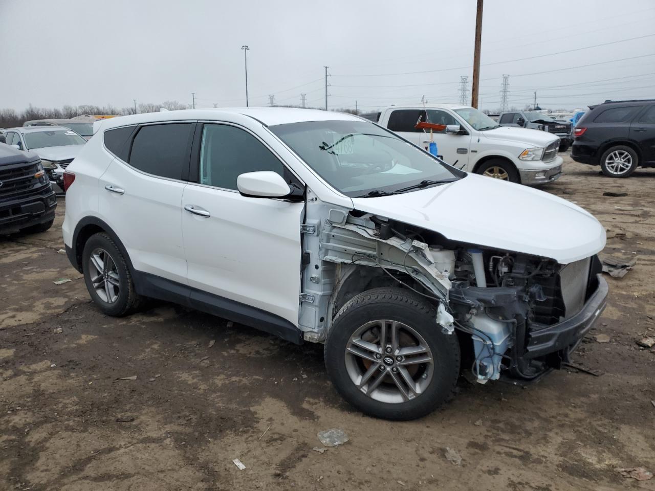 2017 Hyundai Santa Fe - Image 4