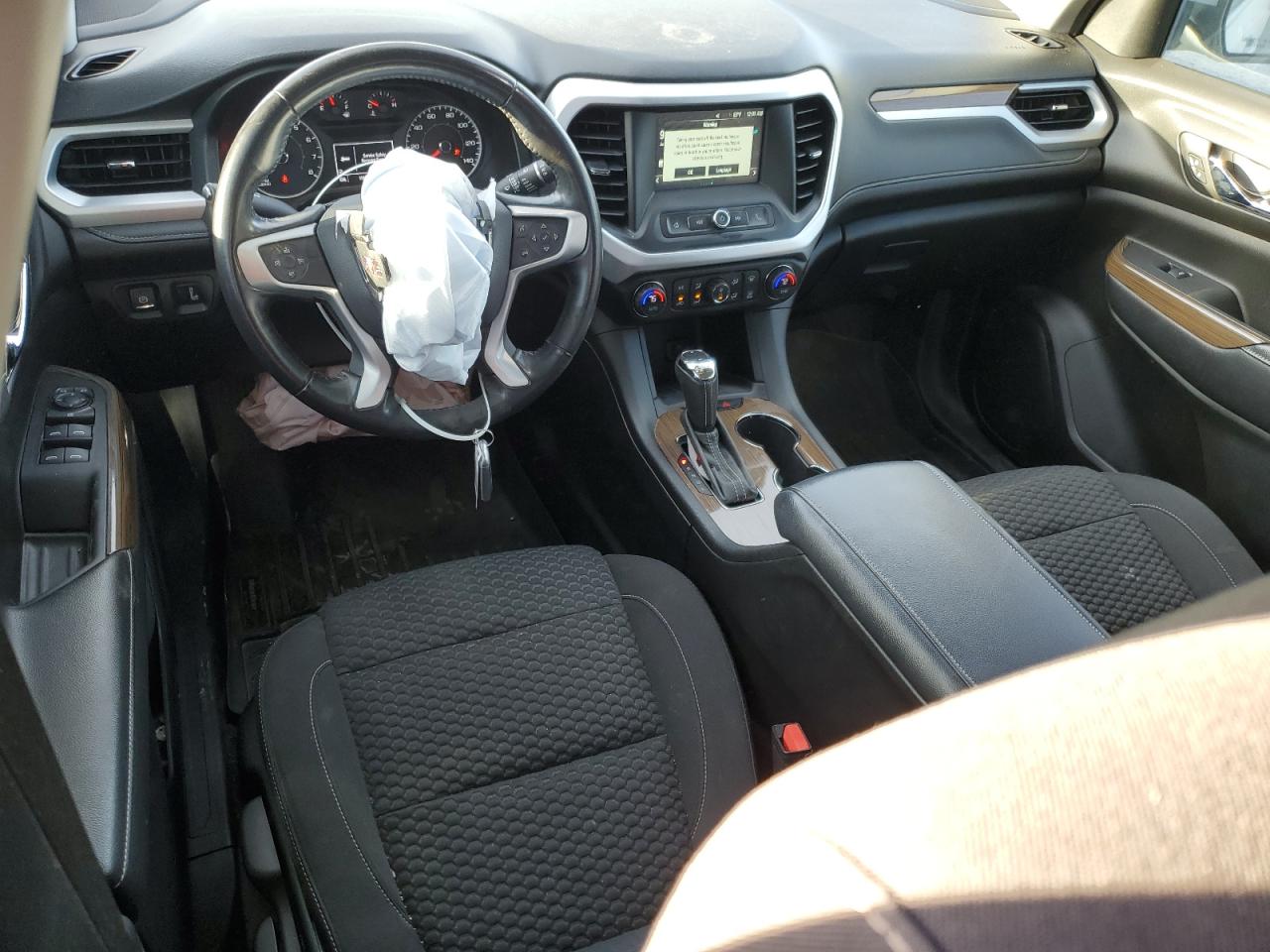 2019 GMC Acadia - Image 8