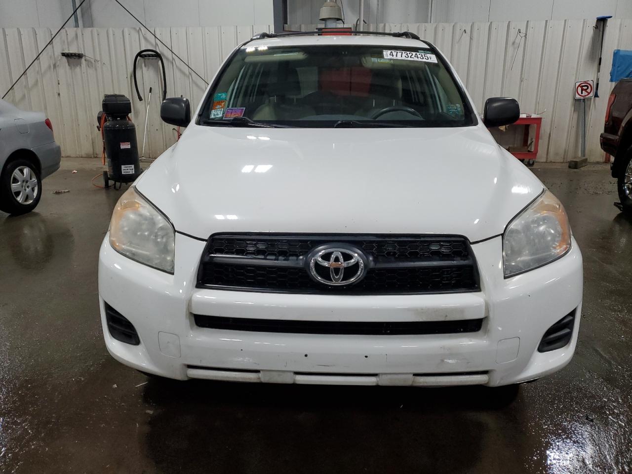 2012 Toyota RAV 4 - Image 5