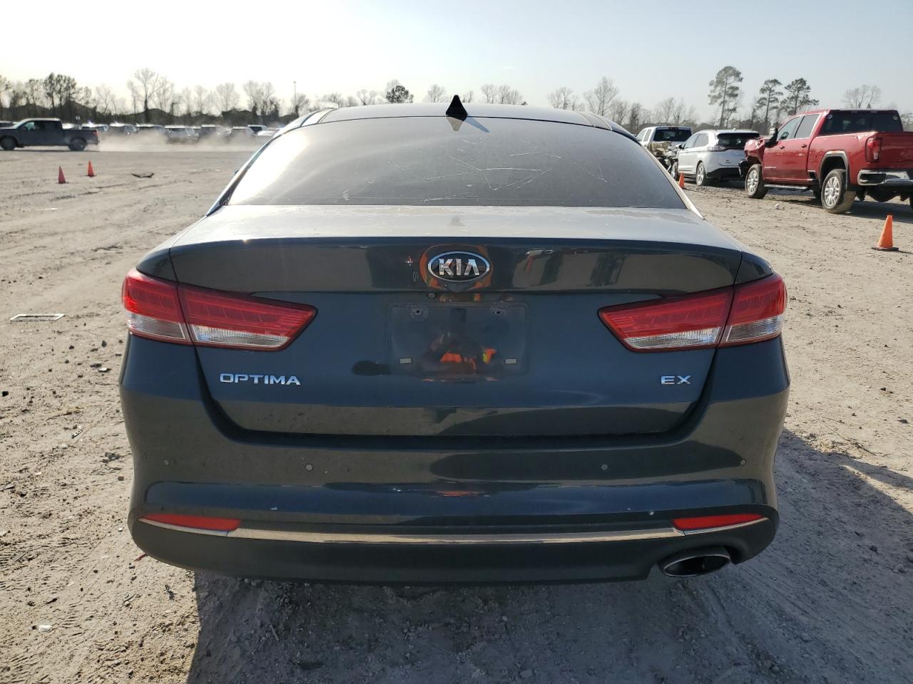 2016 Kia Optima - Image 6