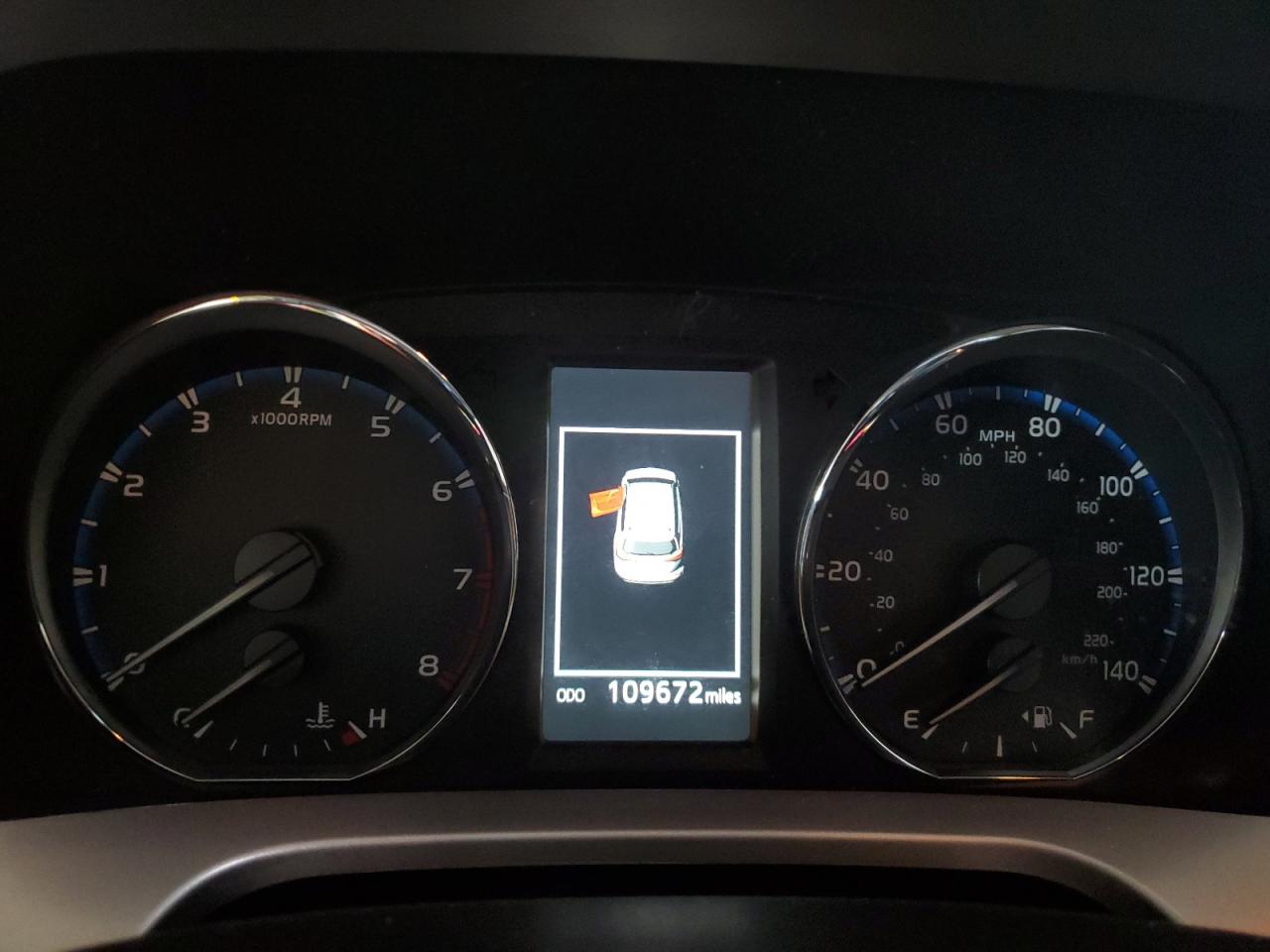 2016 Toyota RAV 4 - Image 9