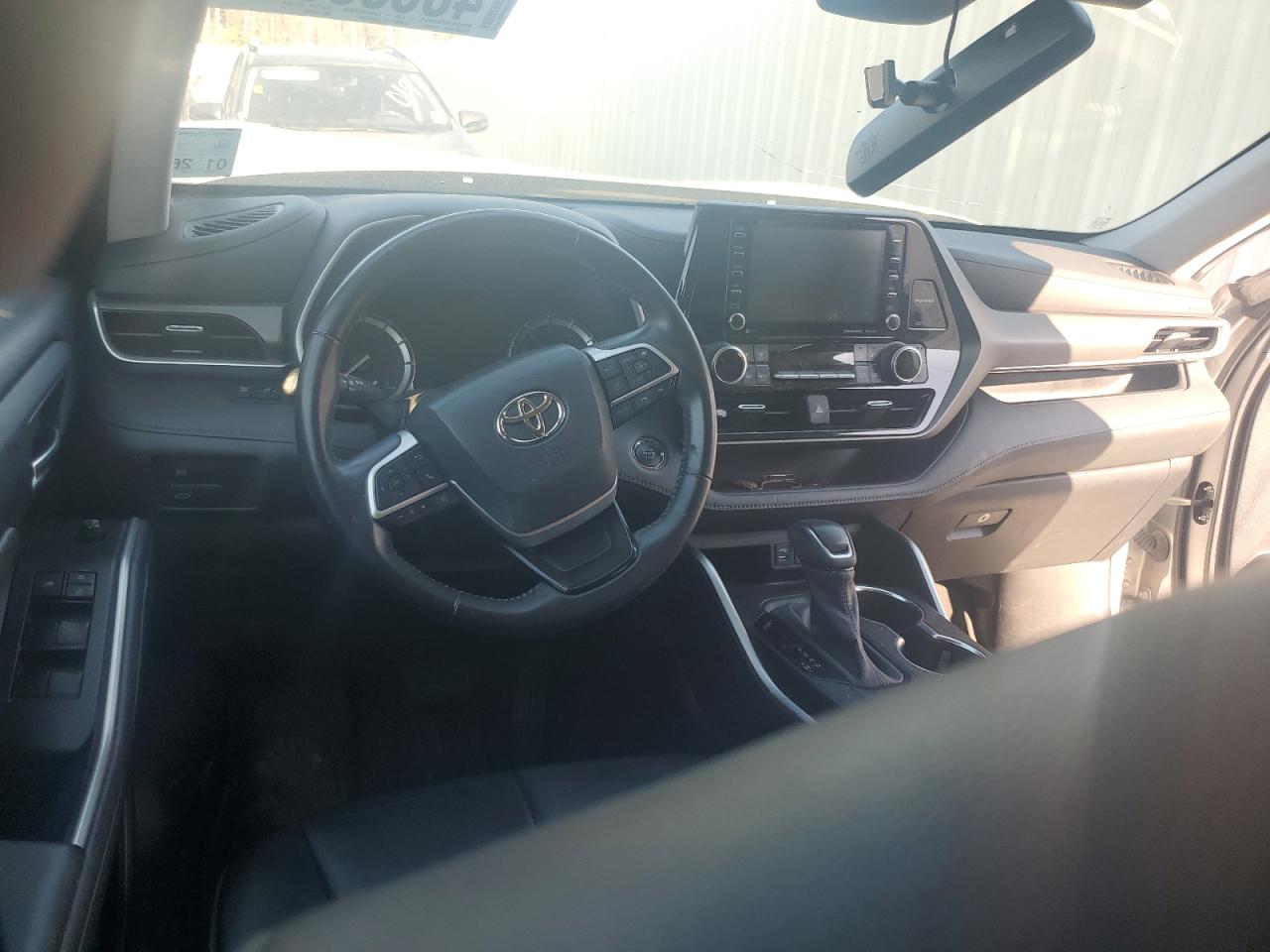 2022 Toyota Highlander Xle VIN: 5TDGZRAH8NS118198 Lot: 48530815