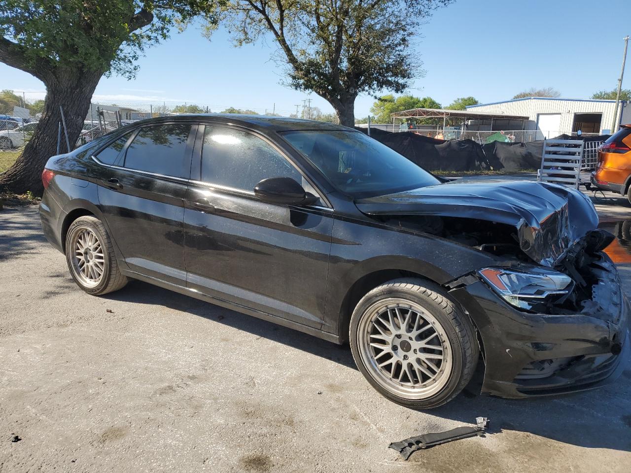 2019 Volkswagen Jetta - Image 4