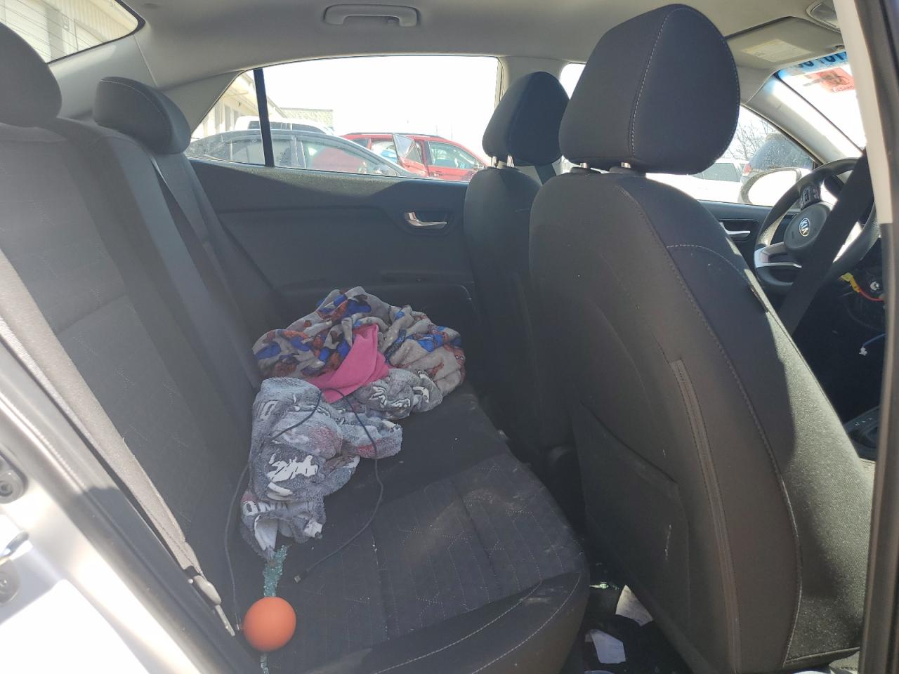 2018 Kia Rio - Image 10