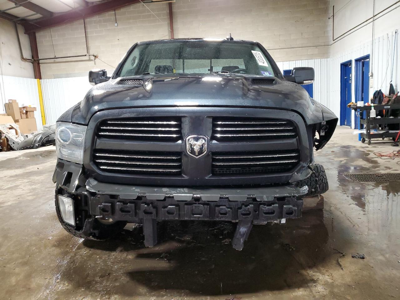 2013 RAM 1500 - Image 5