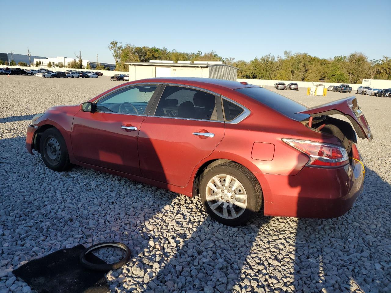 2015 Nissan Altima - Image 2
