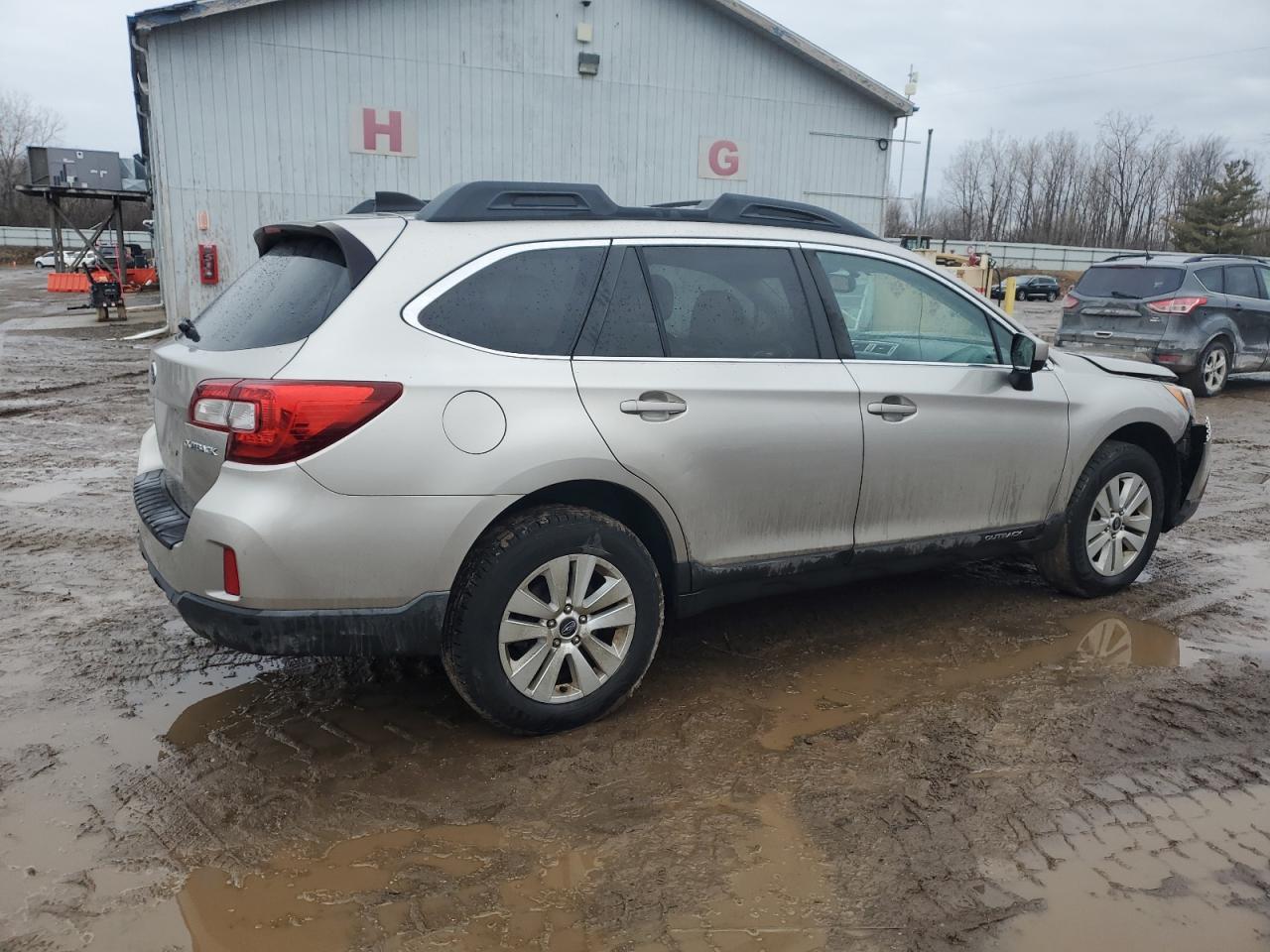 2016 Subaru Outback - Image 3