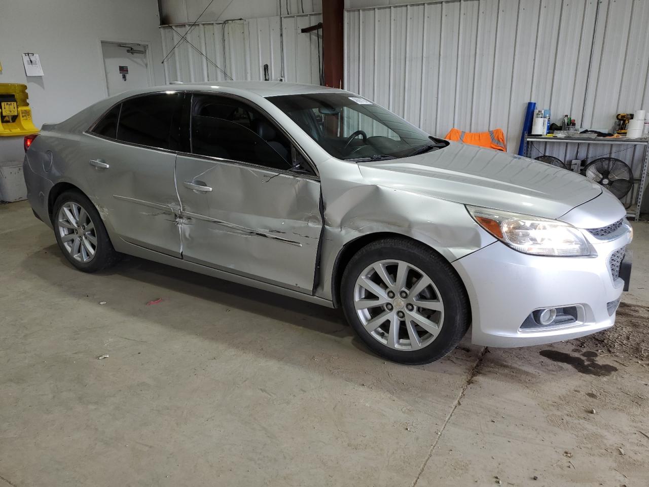 2015 Chevrolet Malibu - Image 4