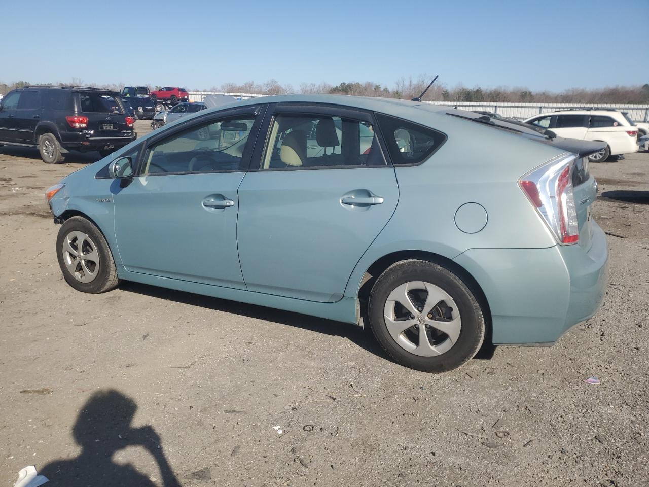 2013 Toyota Prius - Image 2
