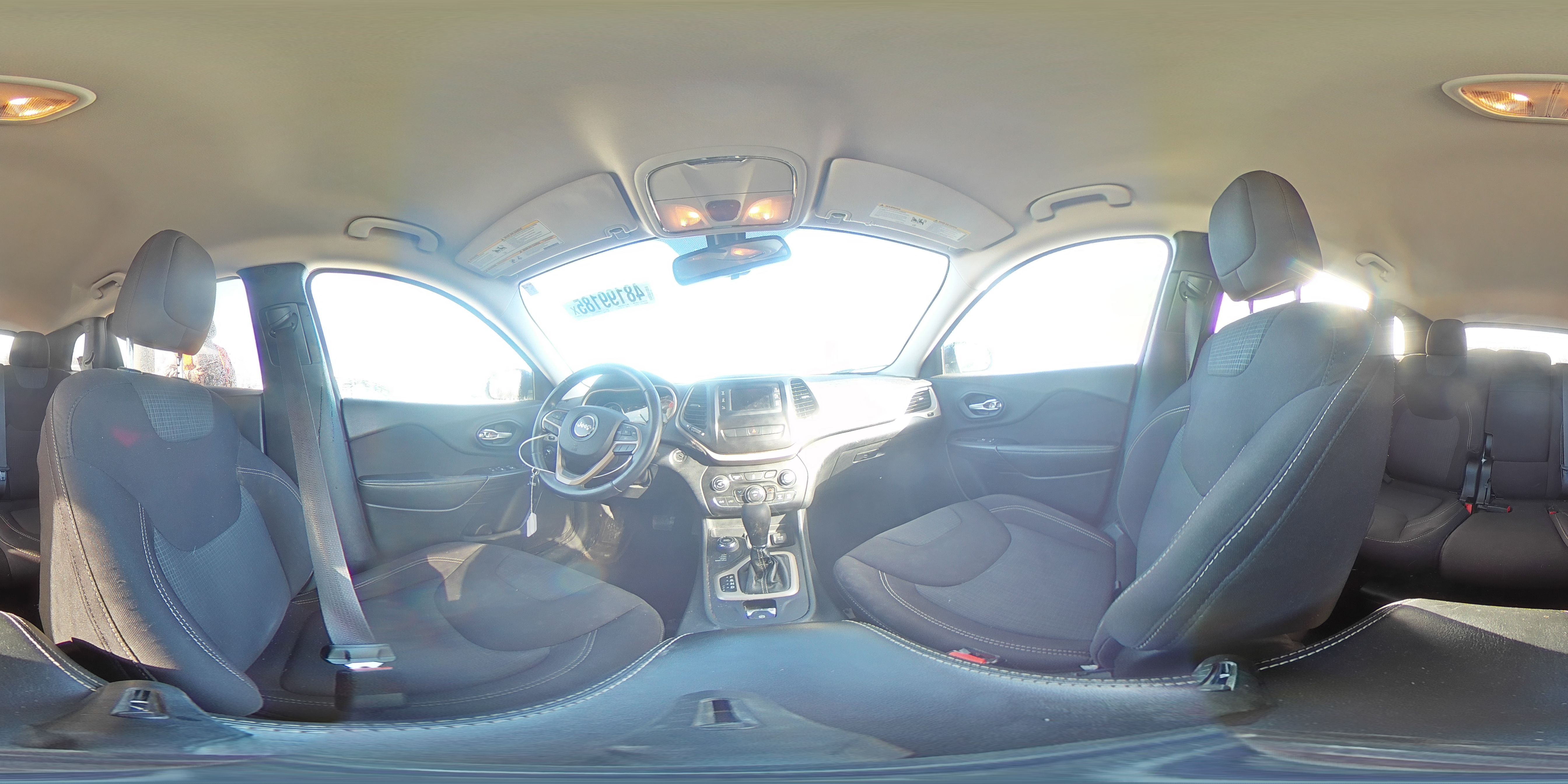 2015 Jeep Grand Cherokee - Image 15