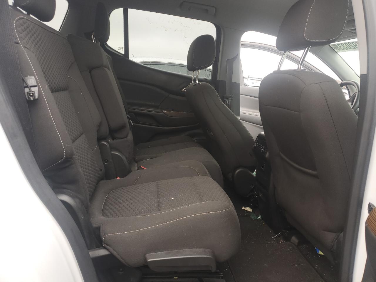 2017 GMC Acadia - Image 11