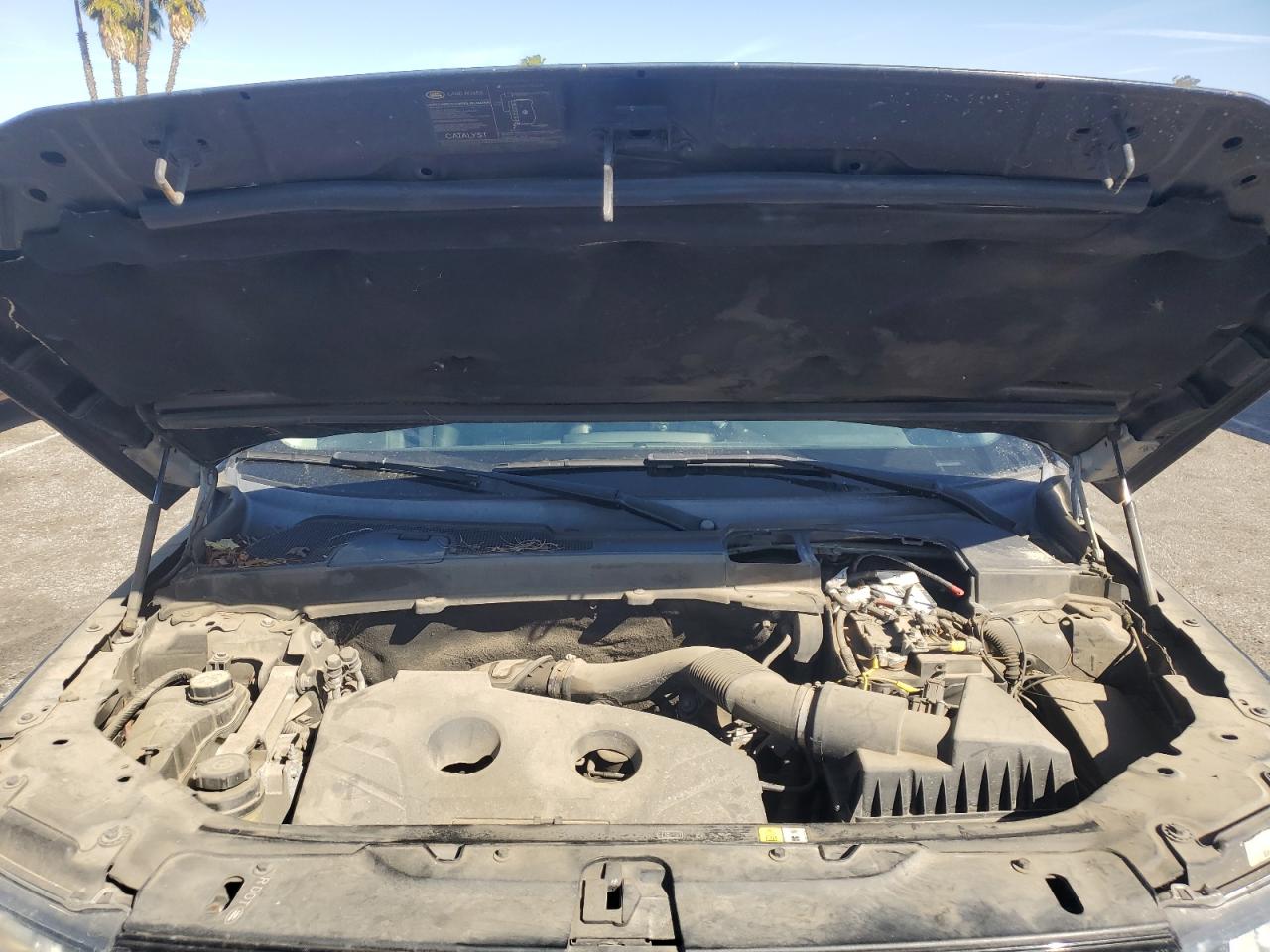 2014 Land Rover LR2 - Image 12