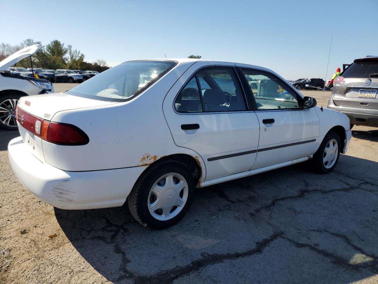 1998 Nissan Sentra - Image 3